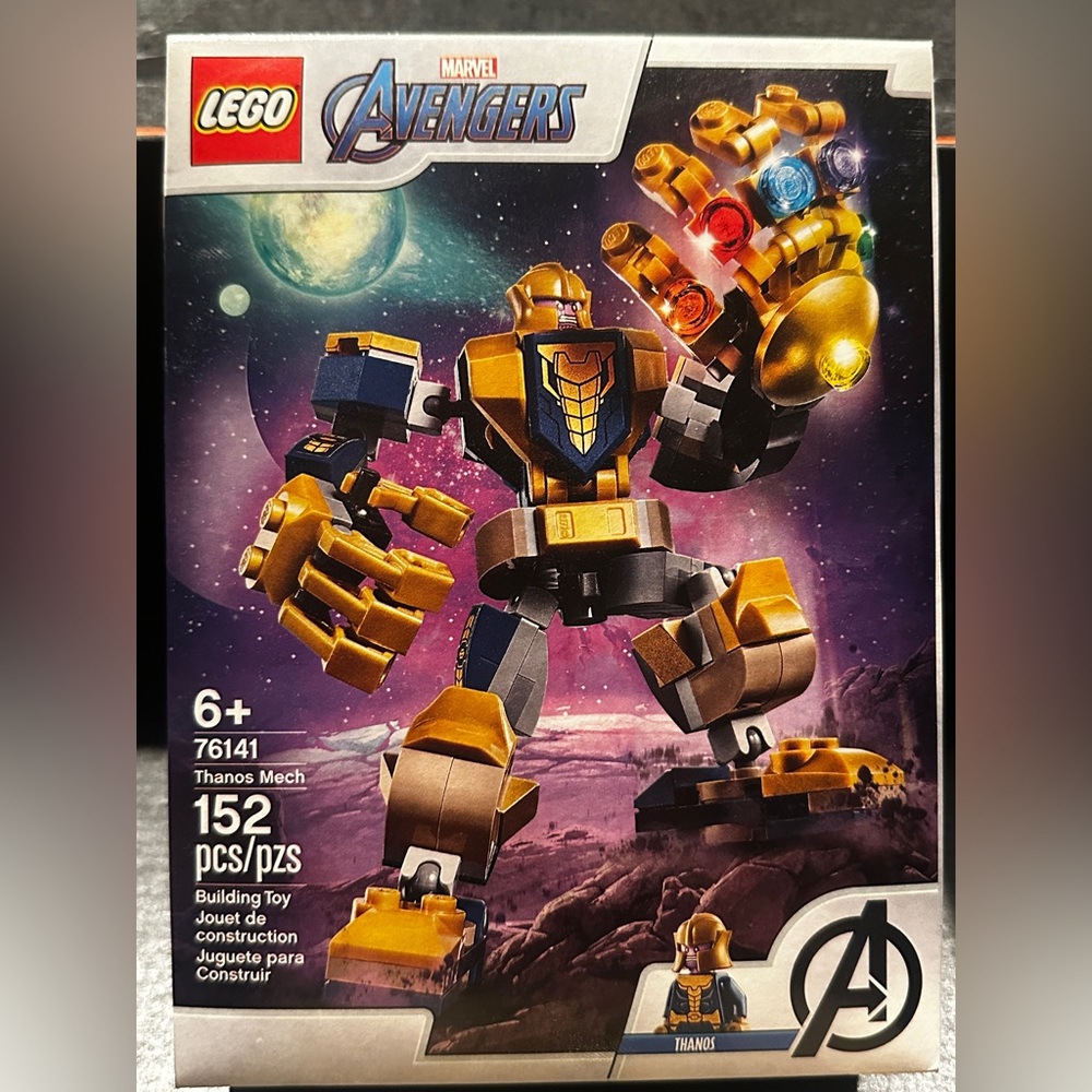 LEGO Thanos Mech with Infinity Gauntlet - NIB